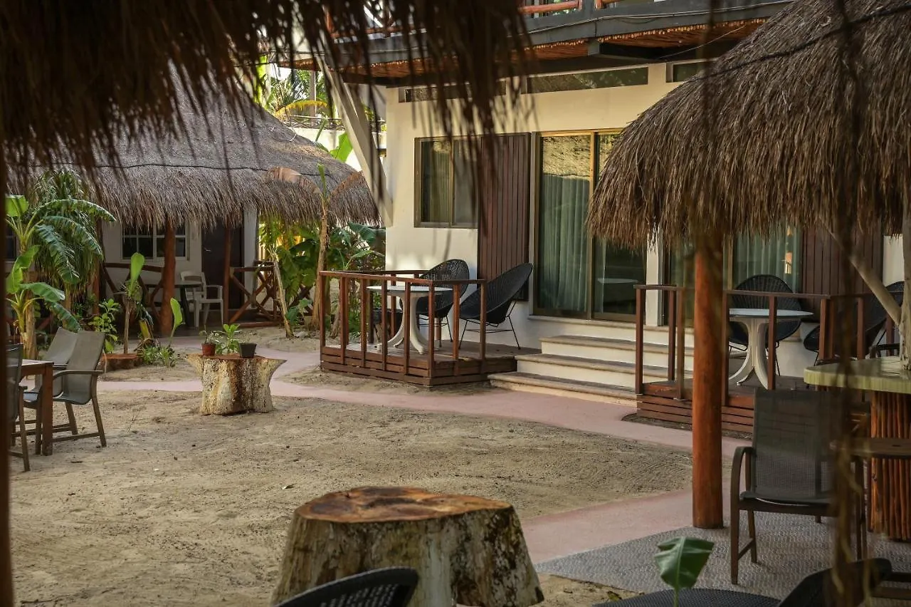 Kinta Kan Cabanas Hotel Playa Del Carmen